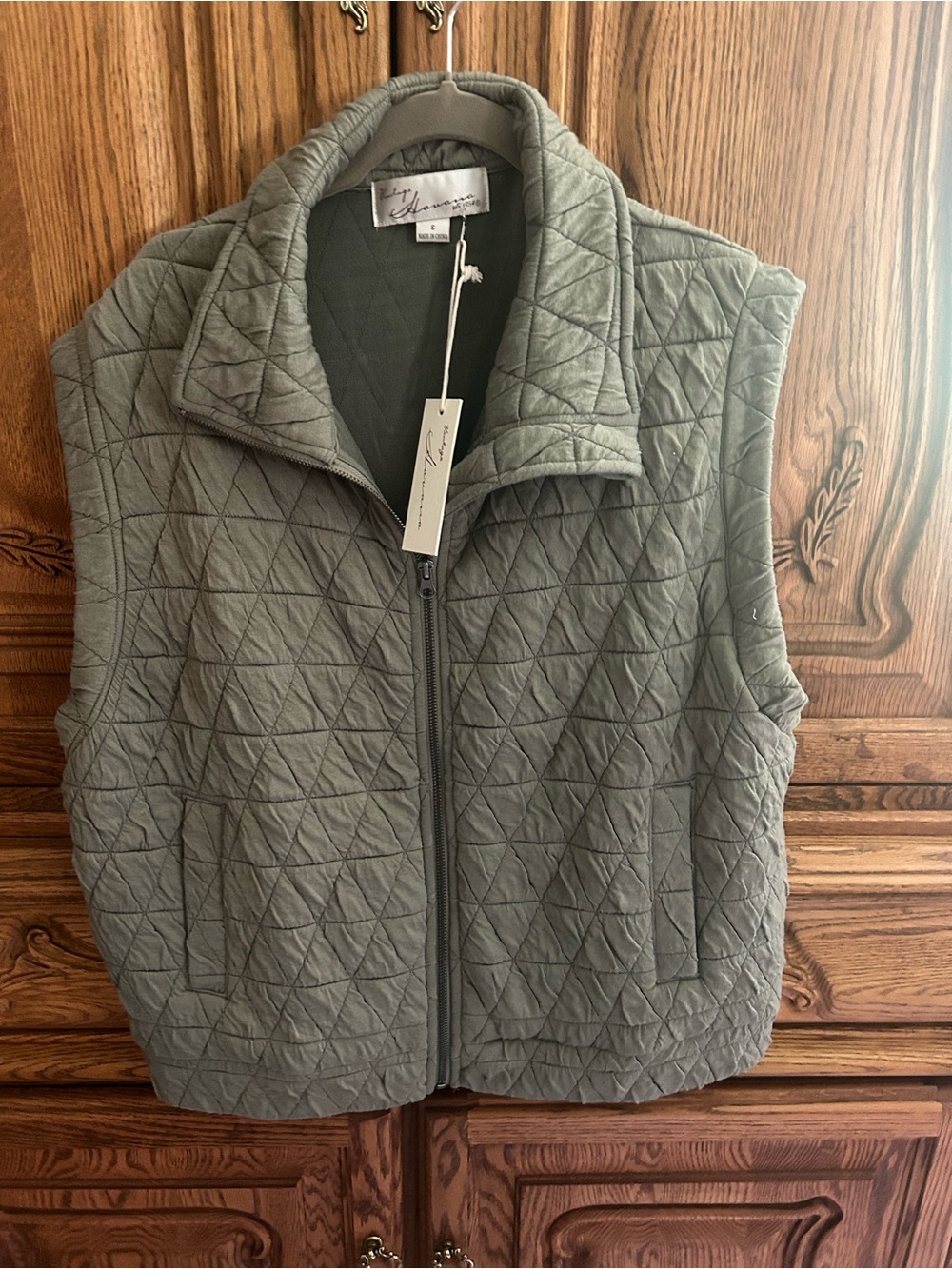 Vintage Havana Quilted Sage Green Sleeveless Vest
